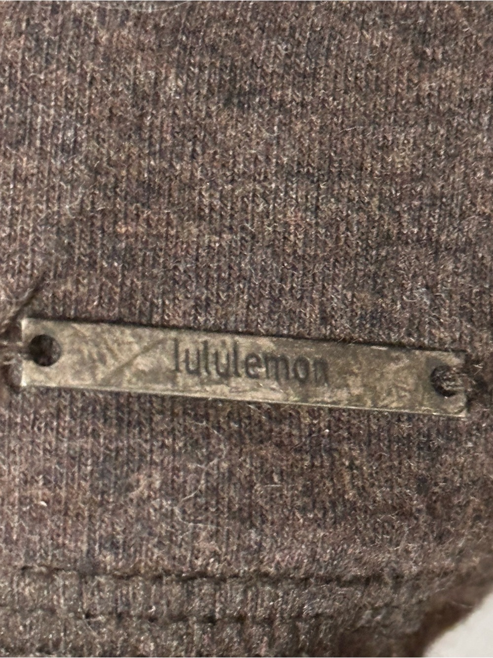 Lululemon Athletica Gratitude Wrap Heathered Fox Brown Drawstring Toggle Detail - Picture 6 of 10